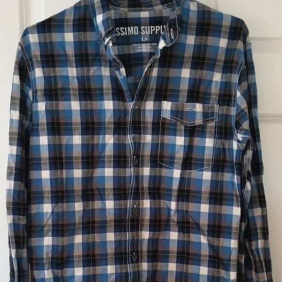 Set of 2 Men's Size Small Long-Sleeve Plaid Button Down Shirts - Picture 2 of 2